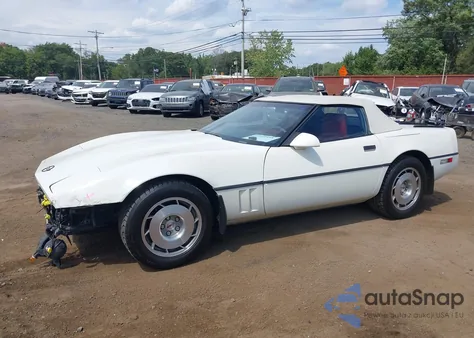 1986 Chevrolet Corvette из США, поврежденный, VIN 1G1YY678XG5900520